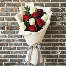 Букет цветов из:  Розы в Абадзехской
