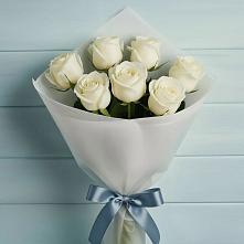 Букет 7 Белых роз Эдлесс Лав в Абадзехской