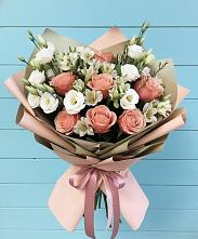 Букет цветов из:  Розы, Альстромерии и Лизиантусы в Абадзехской