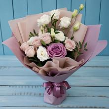Букет цветов из:  Розы и Лизиантусы в Абадзехской