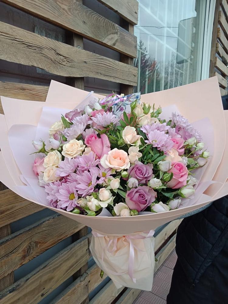 Букет цветов из: Розы и Хризантемы в Абадзехской