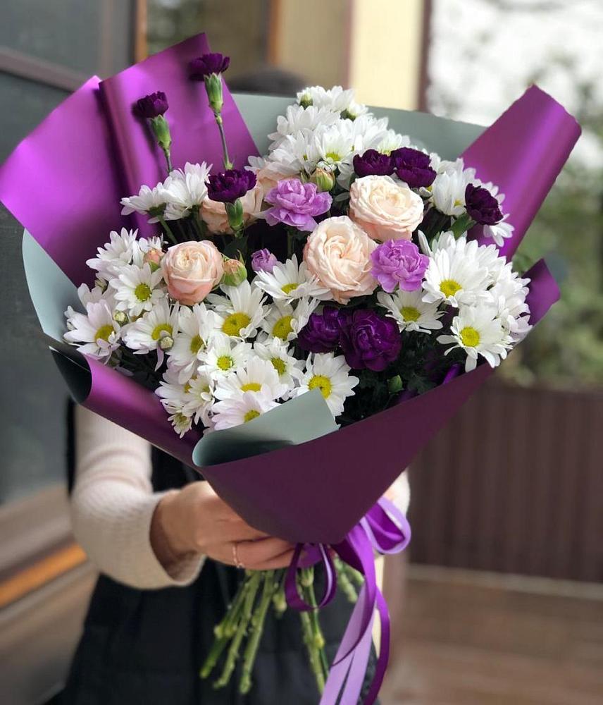 Букет цветов из: Хризантемы, Гвоздики и Розы в Абадзехской