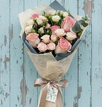 Букет цветов из:  Розы в Абадзехской