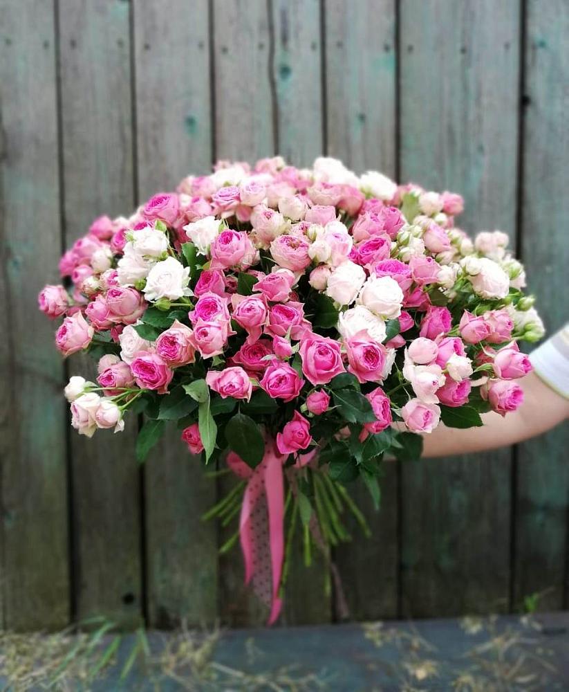 Букет Розовые кустовые розы Натали и Лав Лидия в Абадзехской