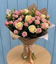 Букет цветов из:  Розы в Абадзехской