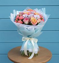 Букет цветов из:  Хризантемы и Розы #REPLACE_PRED# Абадзехской