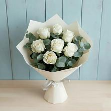 Букет Белые розы в Эвкалипте в Абадзехской