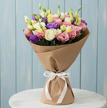 Букет цветов из:  Лизиантусы в Абадзехской