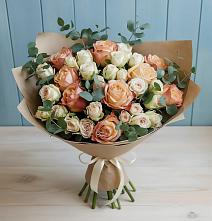 Букет цветов из:  Альстромерии и Розы в Абадзехской