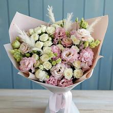 Букет цветов из:  Альстромерии и Розы в Абадзехской